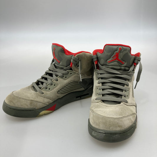 【中古品】【メンズ】 NIKE ナイキ 136027-051 AIR JORDAN 5 RETRO P51 CAMO スニーカー 本体のみ（箱なし） 160-251214-WA-05-iwa サイズ：28.5cm カラー：カーキ レッド 万代Net店