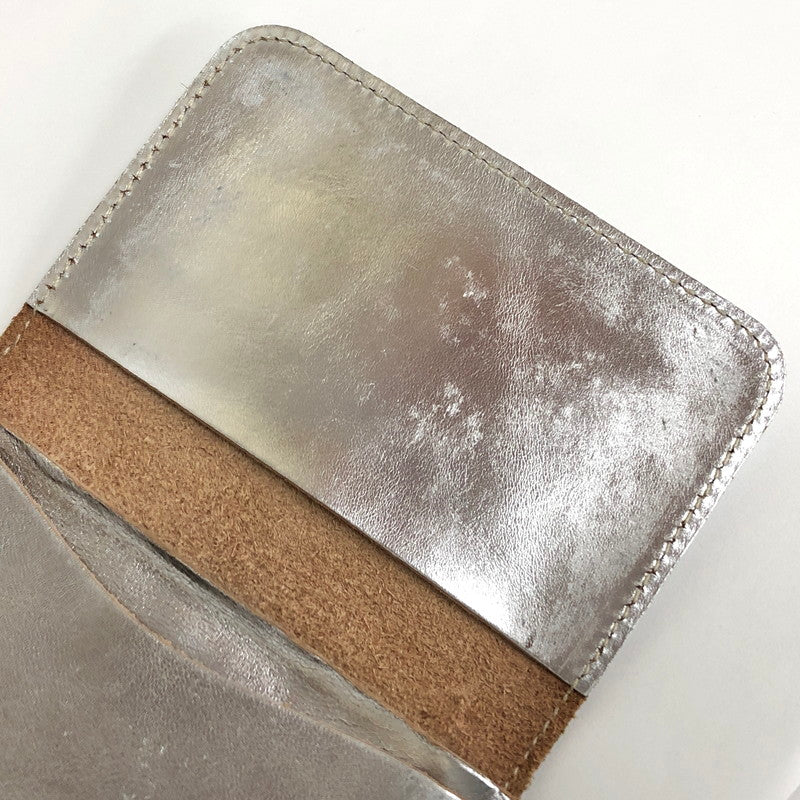 【現状渡し品】【メンズ/レディース】 IL BISONTE イル ビゾンテ CARD CASE SCC004PV0012 カードケース パスケース 名刺入れ カードホルダー 定期入れ レザー 201-250711-rs-04-fur カラー：メタリックシルバー系 万代Net店