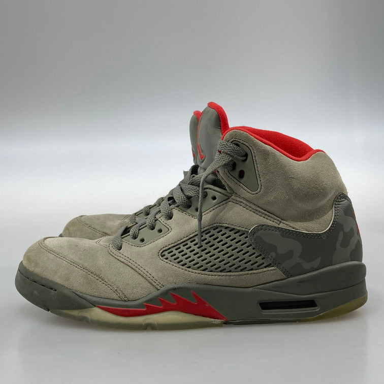 【中古品】【メンズ】 NIKE ナイキ 136027-051 AIR JORDAN 5 RETRO P51 CAMO スニーカー 本体のみ（箱なし） 160-251214-WA-05-iwa サイズ：28.5cm カラー：カーキ レッド 万代Net店