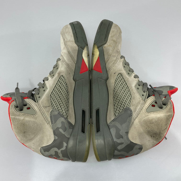 【中古品】【メンズ】 NIKE ナイキ 136027-051 AIR JORDAN 5 RETRO P51 CAMO スニーカー 本体のみ（箱なし） 160-251214-WA-05-iwa サイズ：28.5cm カラー：カーキ レッド 万代Net店