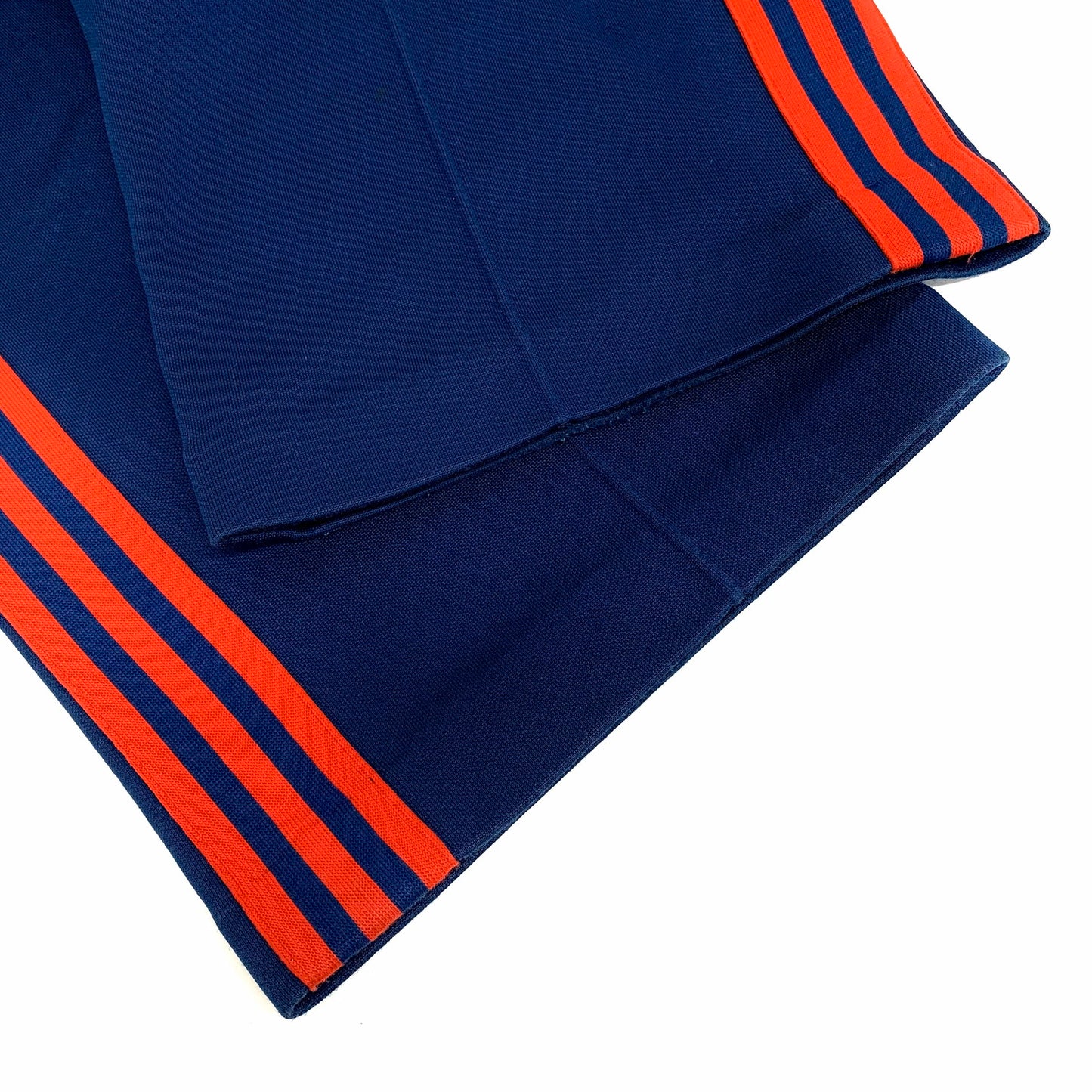 【中古品】【メンズ】 adidas アディダス トラックパンツ ボトムス スポーツ ストリート系 153-251211-yu-01-fur サイズ：L カラー：ブラック/レッド 万代Net店