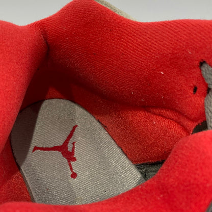 【中古品】【メンズ】 NIKE ナイキ 136027-051 AIR JORDAN 5 RETRO P51 CAMO スニーカー 本体のみ（箱なし） 160-251214-WA-05-iwa サイズ：28.5cm カラー：カーキ レッド 万代Net店