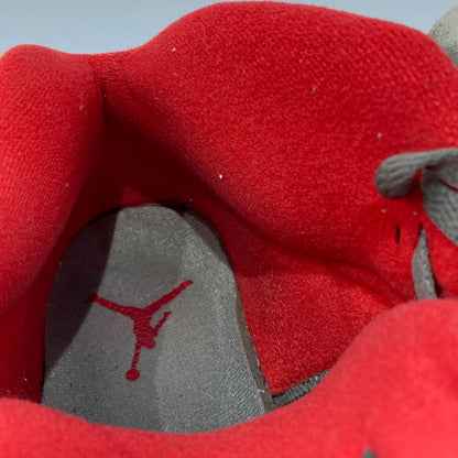 【中古品】【メンズ】 NIKE ナイキ 136027-051 AIR JORDAN 5 RETRO P51 CAMO スニーカー 本体のみ（箱なし） 160-251214-WA-05-iwa サイズ：28.5cm カラー：カーキ レッド 万代Net店