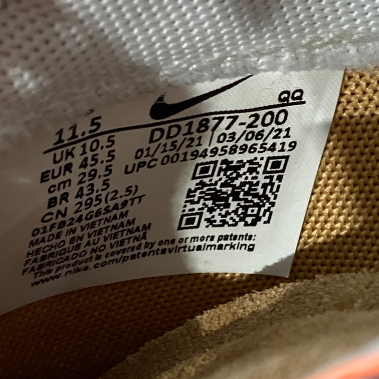 【中古品】【メンズ】 NIKE ナイキ SACAI×NIKE DD1877-200 BLAZER LOW BRITISH TAN ブレーザー ロー スニーカー 160-251219-WA-01-iwa サイズ：29.5cm カラー：LT BRITISH TAN/UNIVERSITY RED 万代Net店