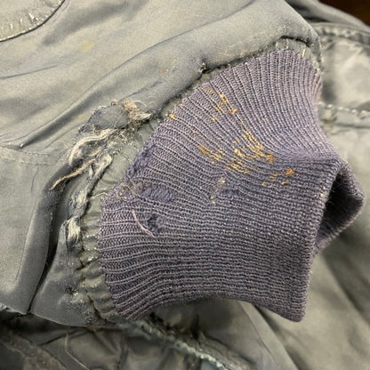 【現状渡し品】【メンズ】 U.S.AIR FORCE 8310-480200-461 AF 33-038-30082 MIL-J-6279 S.W.GARMENT CO.社製 TALON ZIP アザラシファー 推定50S N-3A FLIGHT JACKET フライト ジャケット アウター 146-260506-cs-19-izu サイズ：XL カラー：ネイビー 万代Net店
