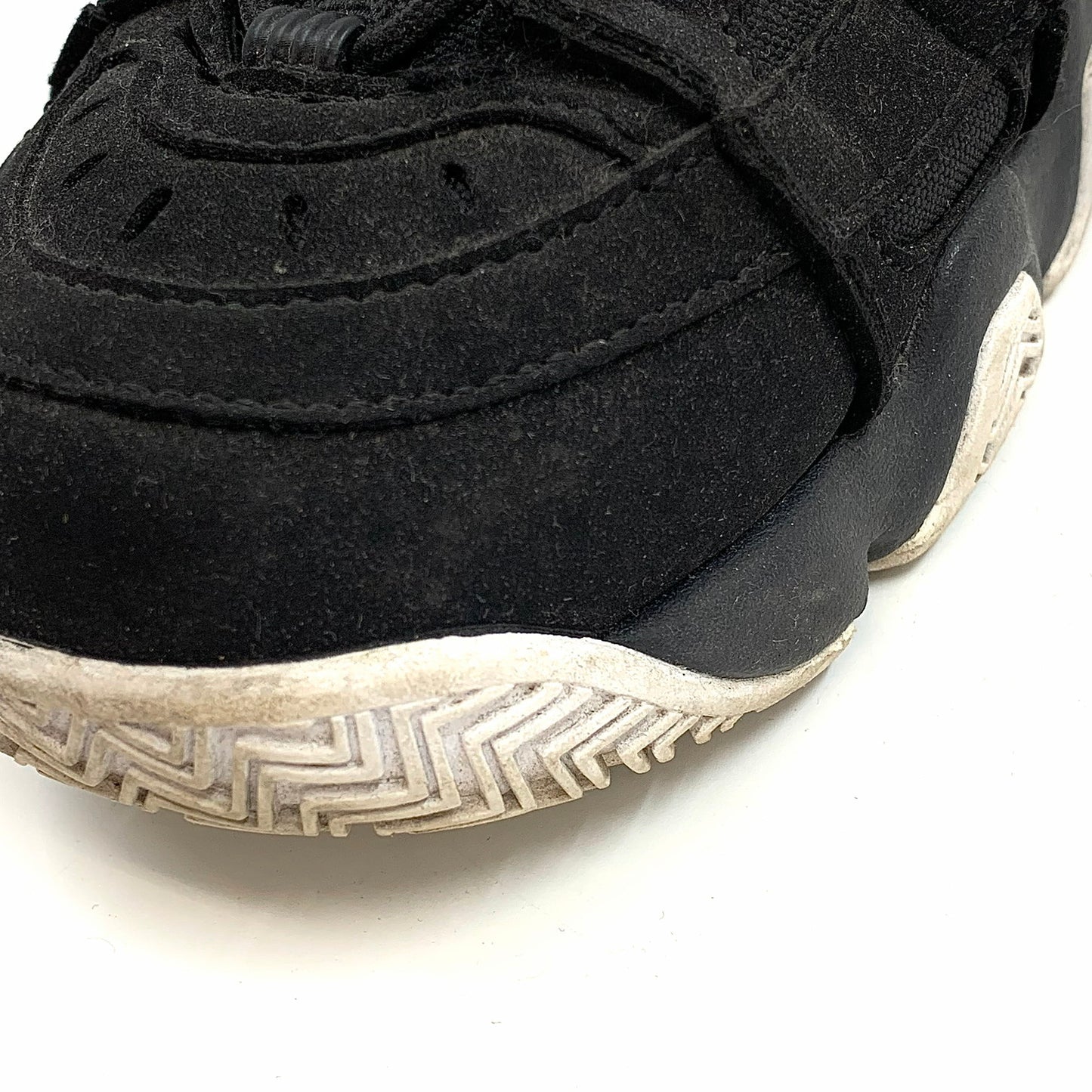 【現状渡し品】【メンズ】 FILA フィラ スニーカー スポーツ 靴 162-251216-yu-03-fur サイズ：28cm カラー：ブラック 万代Net店