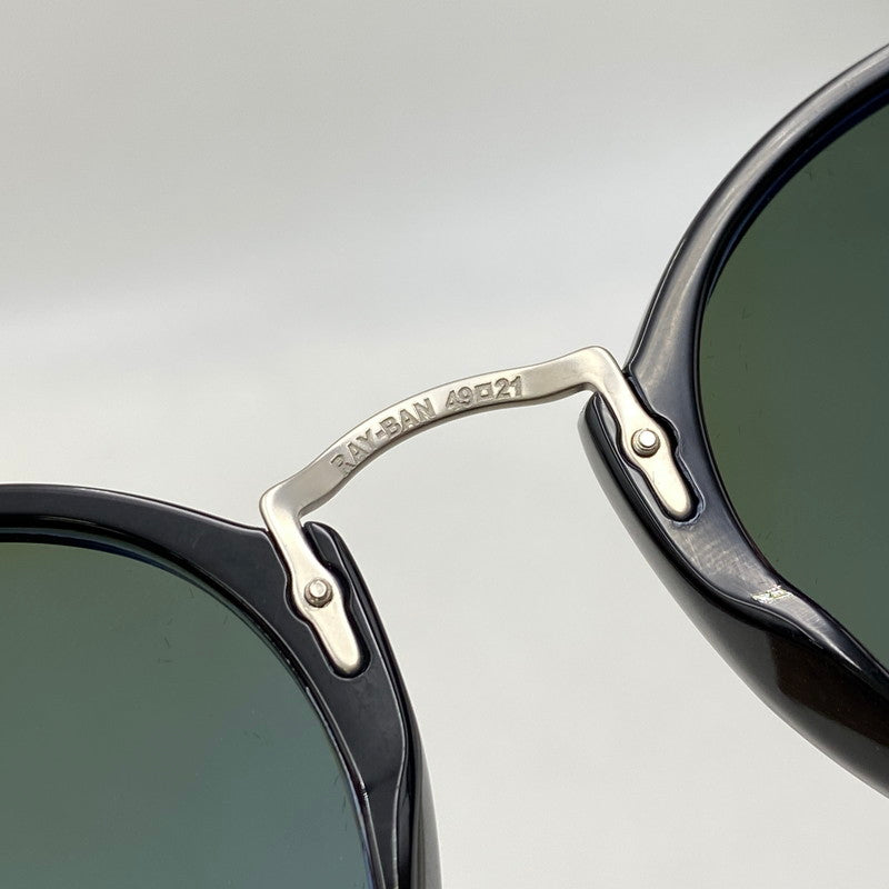 【中古品】【メンズ/レディース】 RAY-BAN レイバン RB2447 ROUND FLECK SUNGLASSES ラウンド フレック サングラス 203-260930-cs-18-izu サイズ：49口21-145 カラー：ブラック×グリーン系 万代Net店