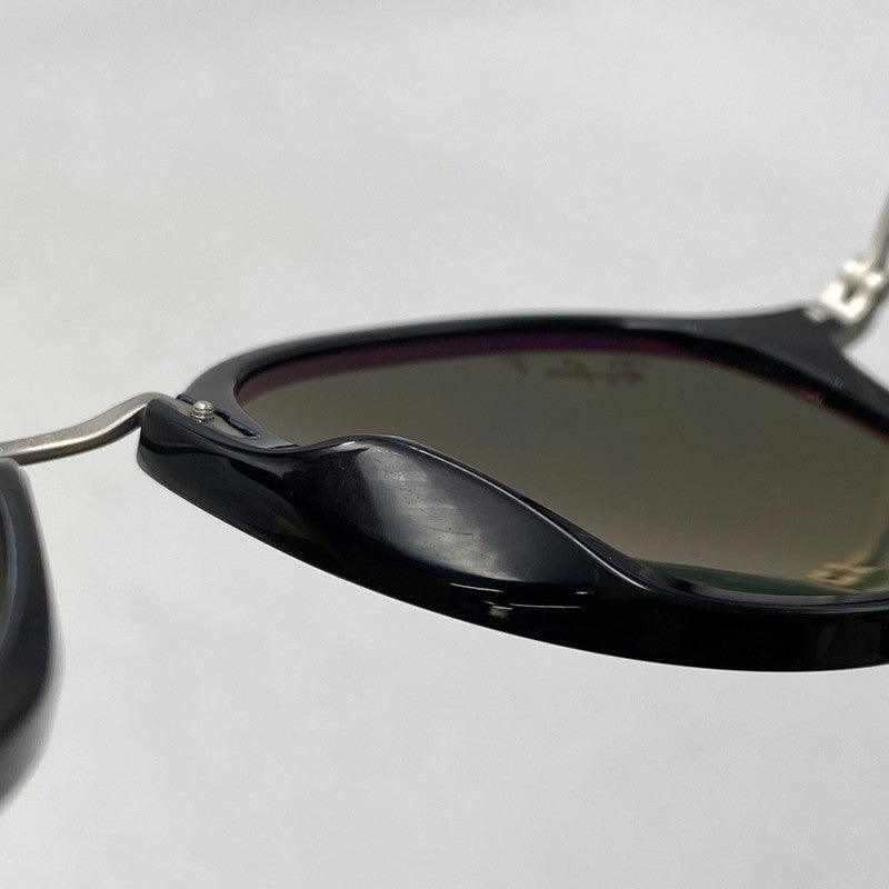 【中古品】【メンズ/レディース】 RAY-BAN レイバン RB2447 ROUND FLECK SUNGLASSES ラウンド フレック サングラス 203-260930-cs-18-izu サイズ：49口21-145 カラー：ブラック×グリーン系 万代Net店