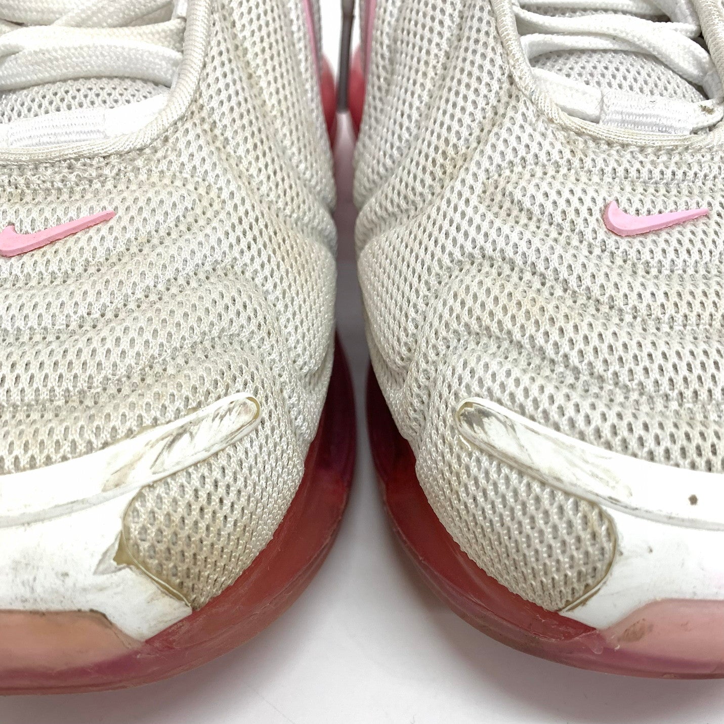 【現状渡し品】【レディース】 NIKE ナイキ ウィメンズ エアマックス 720 スニーカー 靴 160-251216-yu-05-fur サイズ：26cm カラー：ホワイト/ピンク 万代Net店