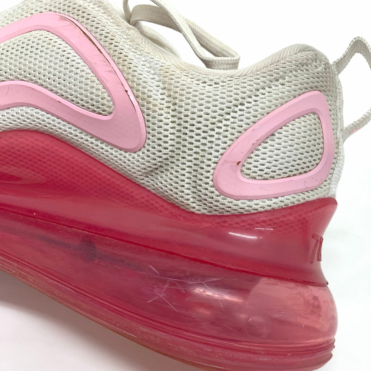 【現状渡し品】【レディース】 NIKE ナイキ ウィメンズ エアマックス 720 スニーカー 靴 160-251216-yu-05-fur サイズ：26cm カラー：ホワイト/ピンク 万代Net店