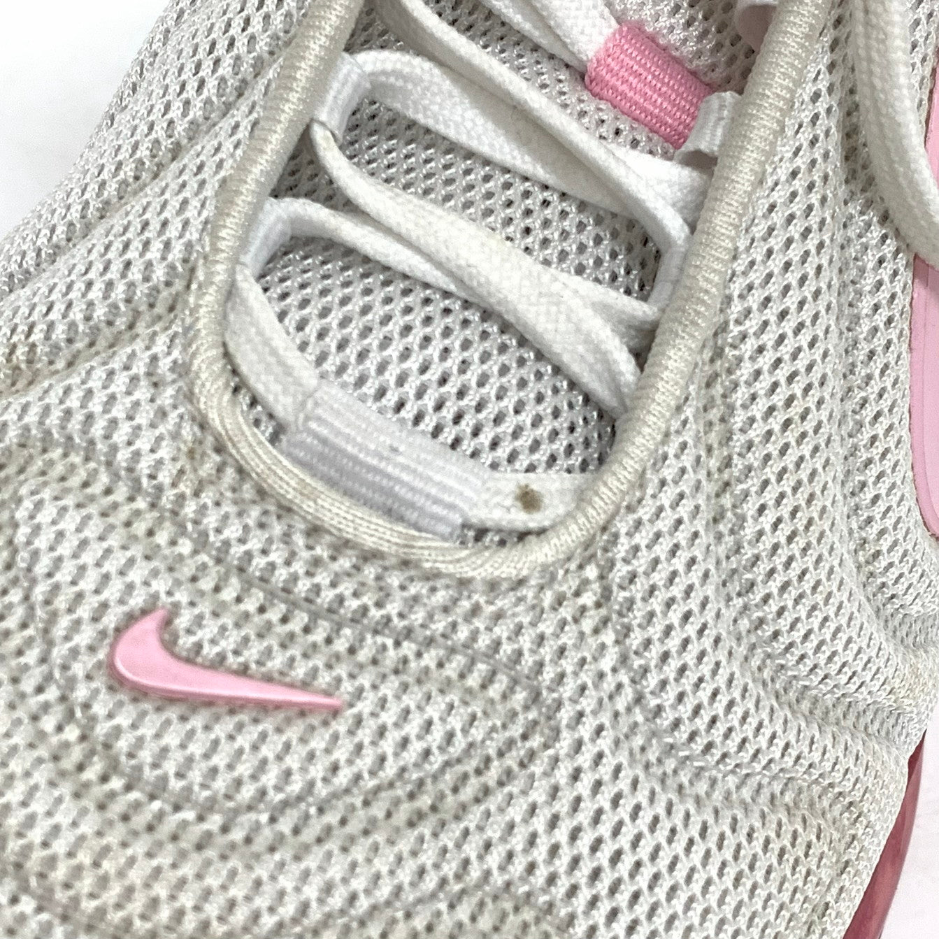 【現状渡し品】【レディース】 NIKE ナイキ ウィメンズ エアマックス 720 スニーカー 靴 160-251216-yu-05-fur サイズ：26cm カラー：ホワイト/ピンク 万代Net店