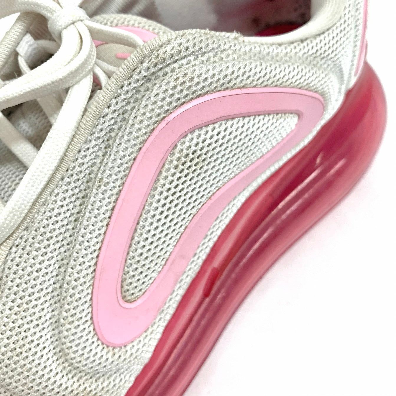 【現状渡し品】【レディース】 NIKE ナイキ ウィメンズ エアマックス 720 スニーカー 靴 160-251216-yu-05-fur サイズ：26cm カラー：ホワイト/ピンク 万代Net店