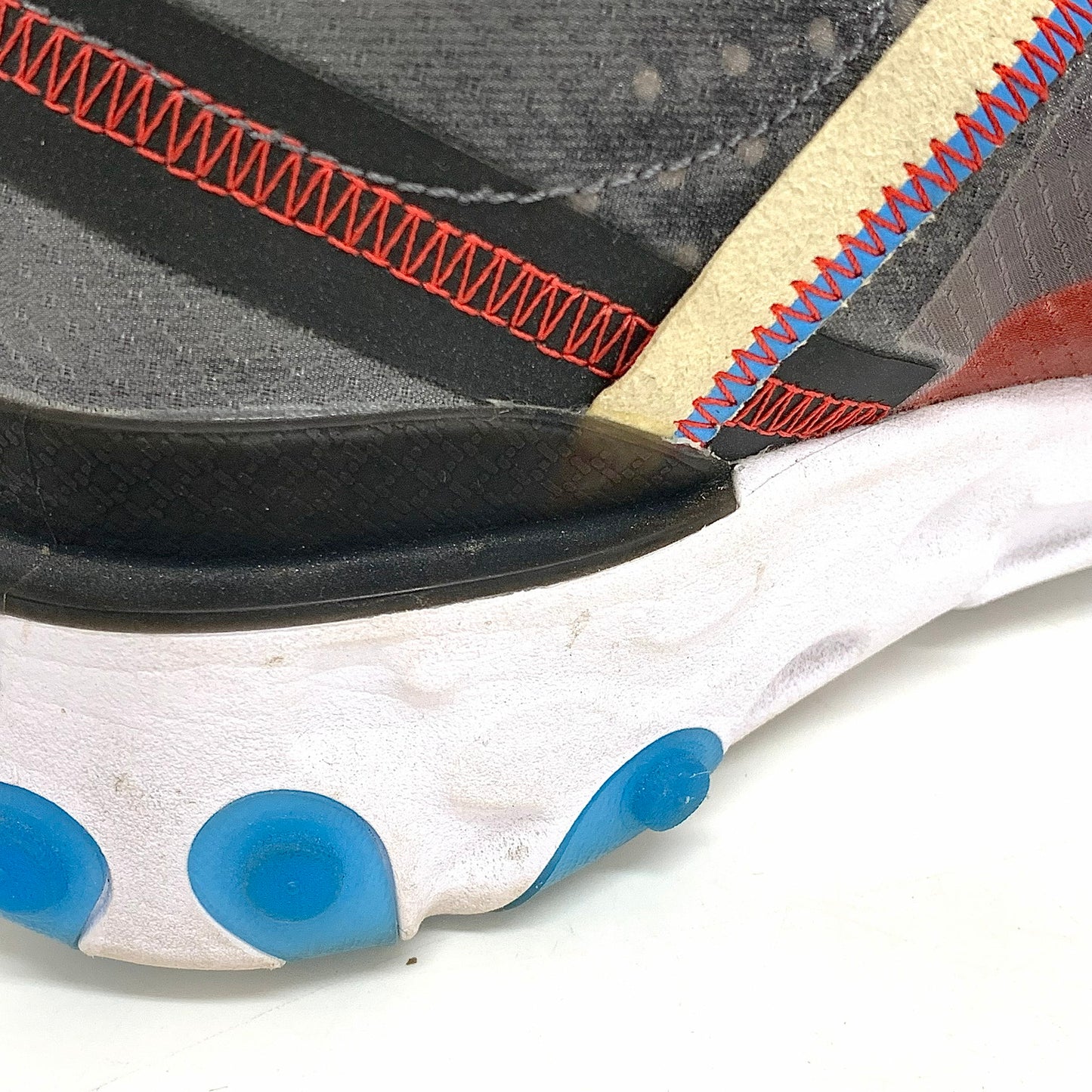 【現状渡し品】【メンズ】 NIKE ナイキ リアクト エレメント 87 ローカットスニーカー クラシックランニングシューズ 靴 160-251216-yu-06-fur サイズ：27.5cm カラー：マルチカラー 万代Net店