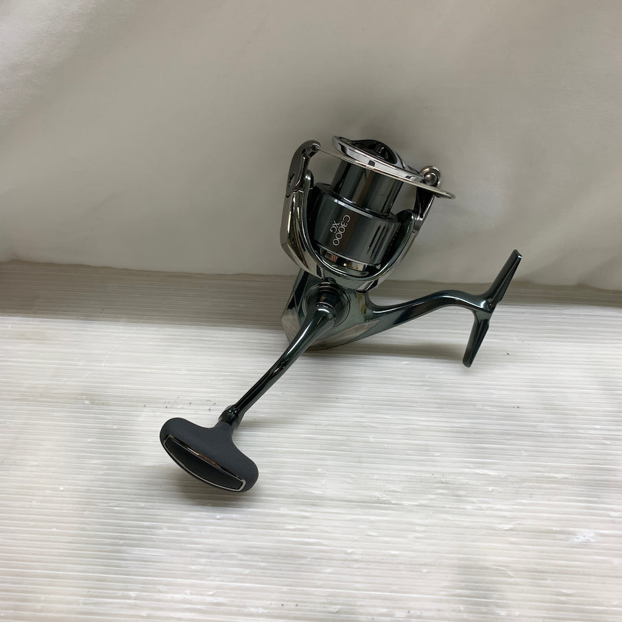 【現状渡し品】 シマノ 22ステラ C3000XG 134-260529-MS-01-min 万代Net店