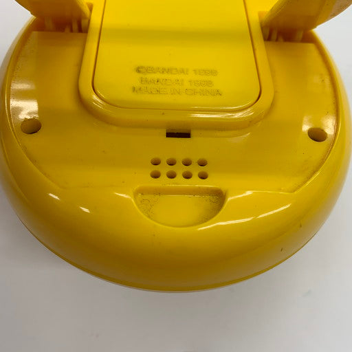 中古品】 動作確認済 BANDAI 1998年 やさしいたまごっち イエロー 038
