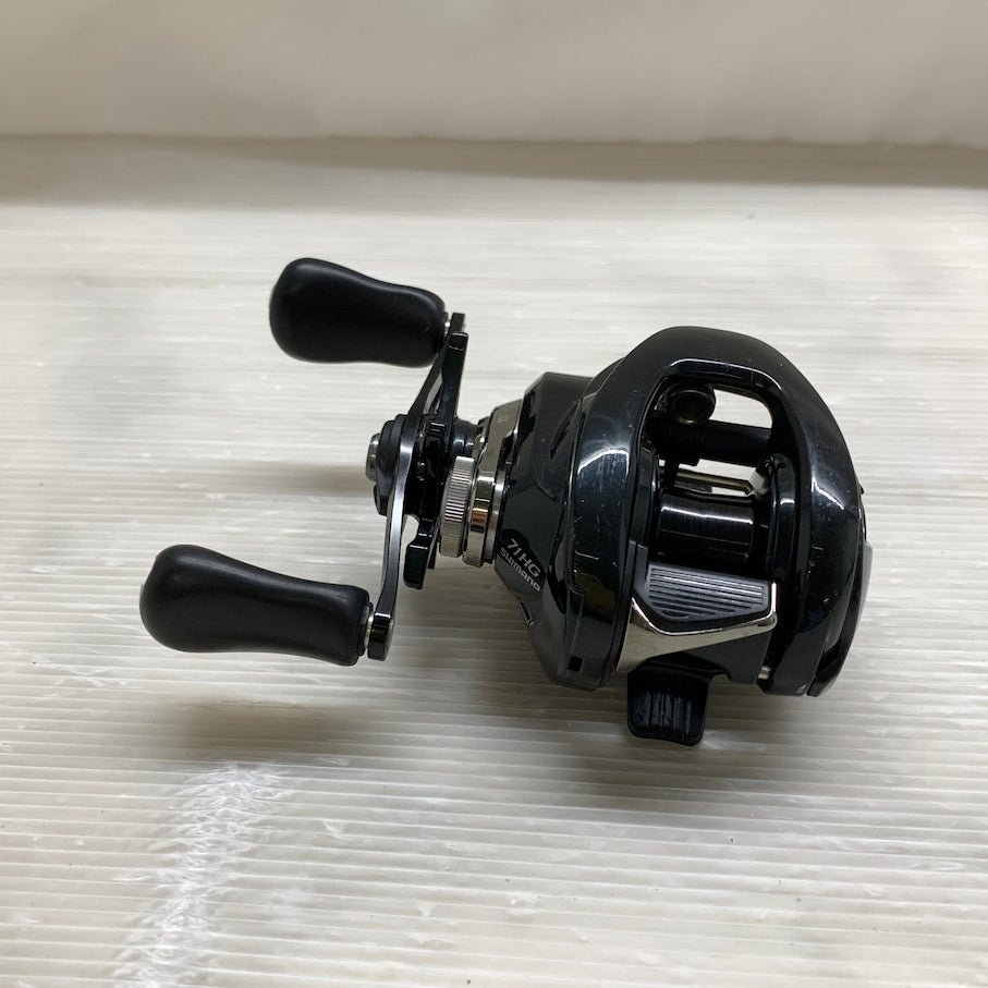 【現状渡し品】 シマノメタニウム DC 71HG 046635 134-260529-MS-06-min 万代Net店