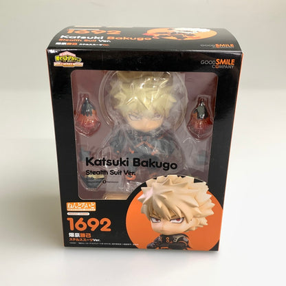 【中古美品】 ねんどろいど 僕のヒーローアカデミア THE MOVIE WORLD HEROES MISSION 爆豪勝己 ステルススーツVer. 051-251205-zi-07-min 万代Net店