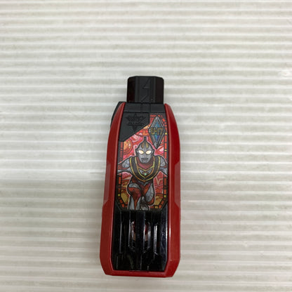 【中古品】 DXガッツハイパーキーPremium ウルトラマンガイアキーセット ウルトラマントリガー 044-260715-YT-02-min 万代Net店