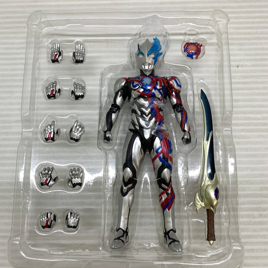 【中古品】 S.H.Figuarts ウルトラマンブレーザー 044-260715-YT-04-min 万代Net店