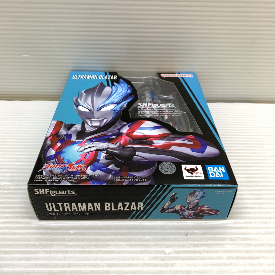 【中古品】 S.H.Figuarts ウルトラマンブレーザー 044-260715-YT-04-min 万代Net店