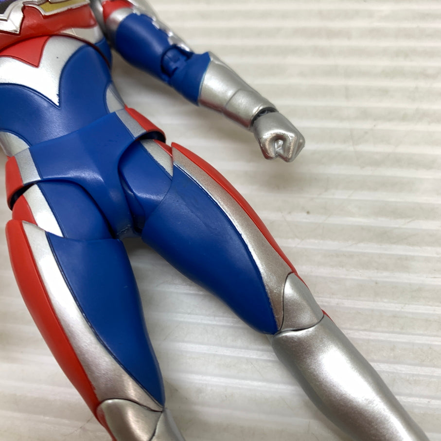【現状渡し品】 S.H.F ウルトラマンデッカー フラッシュタイプ 044-260715-YT-06-min 万代Net店