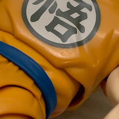 【現状渡し品】 S.H.Figuarts アニメ ドラゴンボール 超 孫悟空 スーパーヒーロー 塗装済み 可動フィギュア 050-260729-hu-03-min 万代Net店