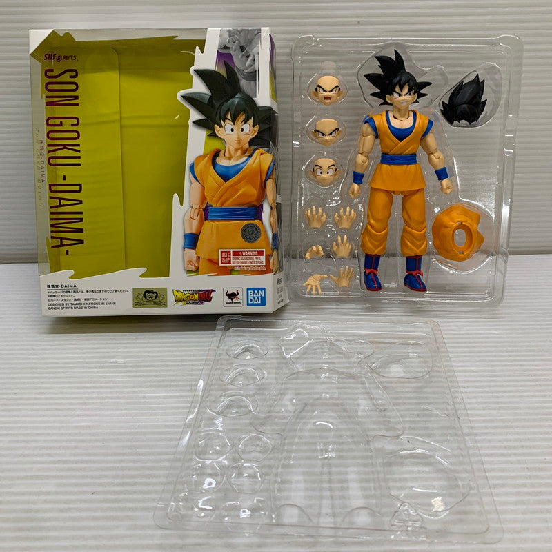 【現状渡し品】 S.H.Figuarts アニメ ドラゴンボール DAIMA 孫悟空 塗装済み 可動フィギュア 050-260729-hu-04-min 万代Net店
