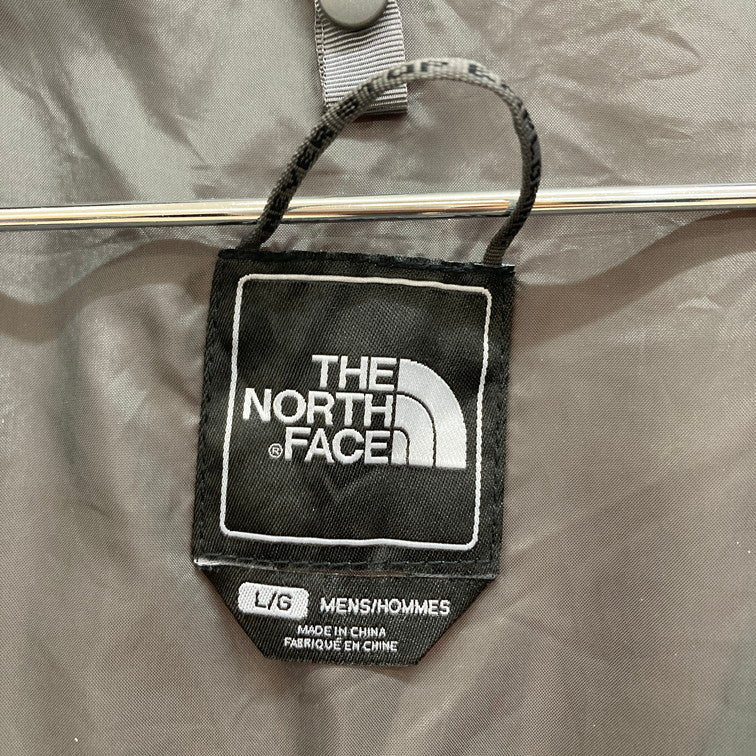 【現状渡し品】【メンズ】 THE NORTH FACE ザ・ノースフェイス HYVENT RED ジャケット 144-260101-WA-06-iwa サイズ：L/G カラー：レッド グレー 万代Net店
