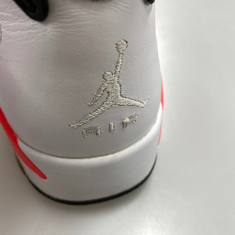 【中古品】【メンズ】 NIKE ナイキ 384664-123 AIR JORDAN 6 RETRO (2014) エア ジョーダン 6 レトロ スニーカー 靴 160-261011-kh-13-izu サイズ：27.5 カラー：WHITE/INFRARED-BLACK 万代Net店
