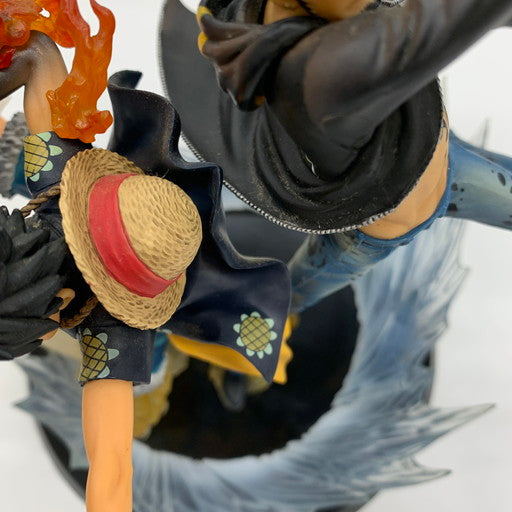 【現状渡し品】 箱無し フィギュアーツZERO ルフィ＆トラファルガー・ロー フィギュア 047-260617-mo-01-fur 万代Net店