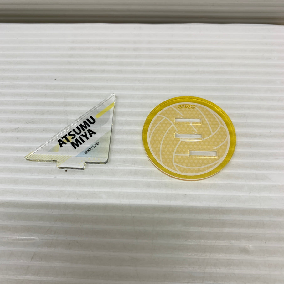 【現状渡し品】 ハイキュー!!　アクリルスタンド　チューガク!!　宮侑 051-260724-YT-03-min 万代Net店