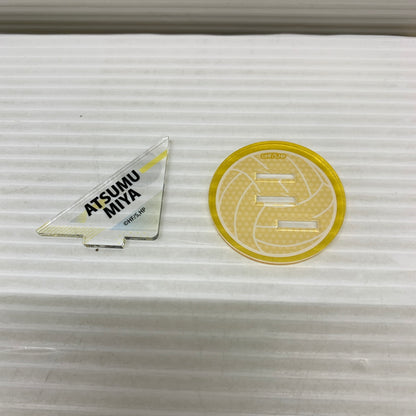 【現状渡し品】 ハイキュー!!　アクリルスタンド　チューガク!!　宮侑 051-260724-YT-03-min 万代Net店