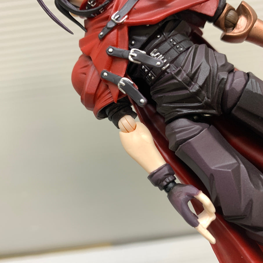【現状渡し品】 BRING ARTS ヴィンセント・ヴァレンタイン ファイナルファンタジーＶＩＩ フィギュア スクウェア・エニックス 箱あり 052-260928-YT-01-min 万代Net店