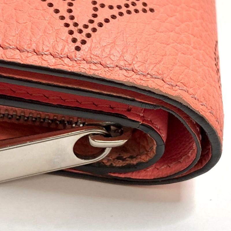 【中古品】【レディース】 LOUIS VUITTON ルイ・ヴィトン マヒナ ポルトフォイユ・クレア M81419 二つ折り財布 179-260709-rs-01-fur カラー：トロピカルコーラル 万代Net店