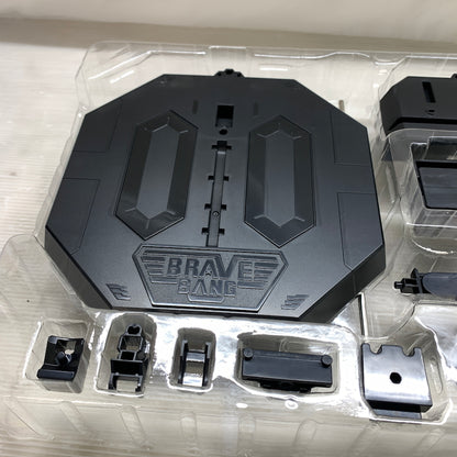 【現状渡し品】 THE合体 DXブレイバーン用ディスプレイベース 「勇気爆発バーンブレイバーン」 057-260609-MS-05-min 万代Net店