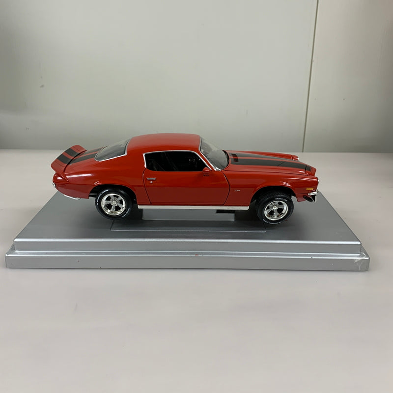 【現状渡し品】 American Muscle 1973 Chevy Camaro Z28 シボレー カマロ マッスルカー ミニカー 061-260624-AS-4-min 万代Net店