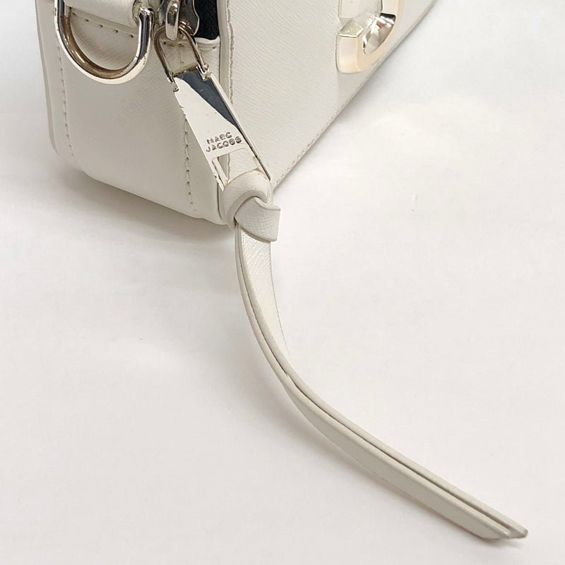 【中古品】【レディース】 MARC JACOBS マークジェイコブス THE SNAPSHOT M0014867 ザ スナップショット ショルダーバッグ 鞄 188-261005-rs-06-fur カラー：ホワイト 万代Net店