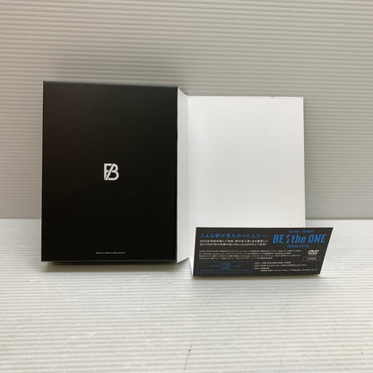 【現状渡し品】 BE FIRST THE MOVIE BE：the ONE PREMIUM EDITION Blu-ray 3Discs 010-250731-ks-08-min 万代Net店