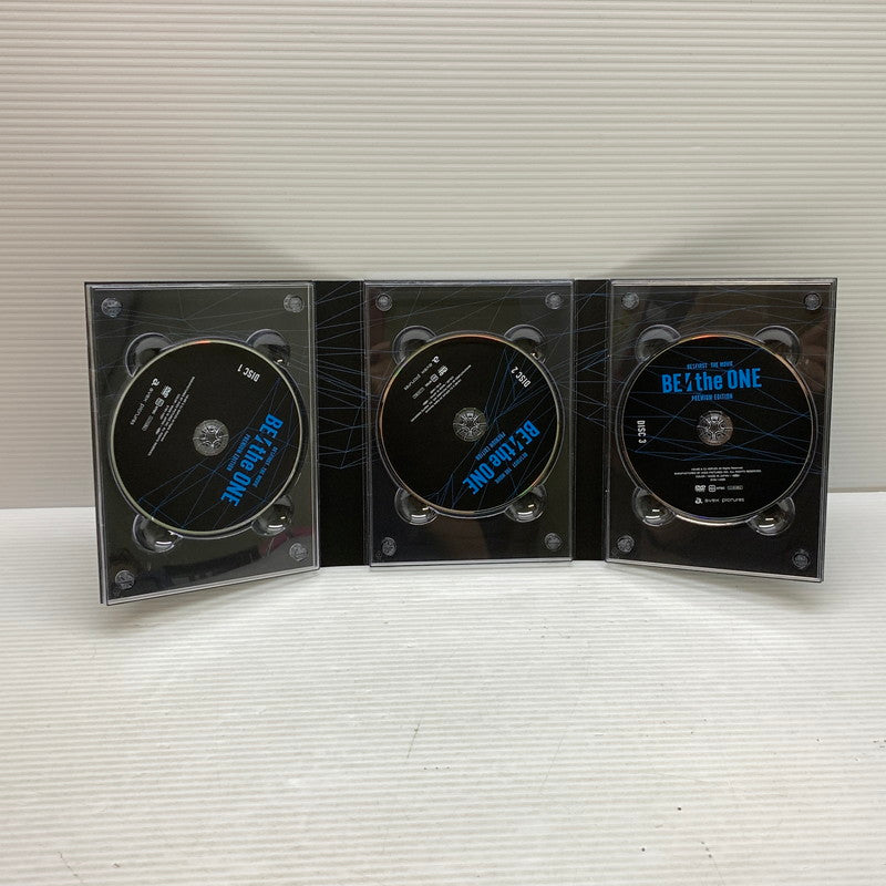 【現状渡し品】 BE FIRST THE MOVIE BE：the ONE PREMIUM EDITION Blu-ray 3Discs 010-250731-ks-08-min 万代Net店