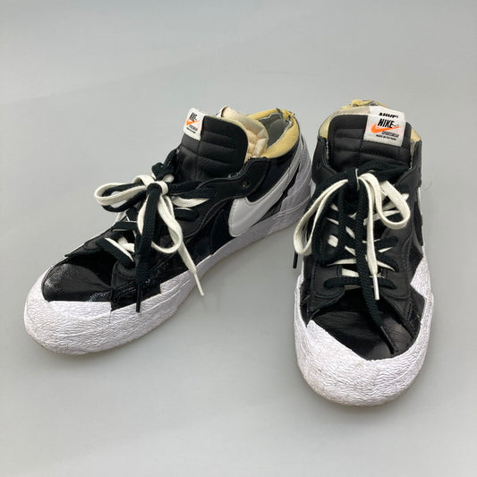 【中古品】【メンズ】 SACAI×NIKE DM6443-001 BLAZER LOW BLACK PATENT LEATHER スニーカー 本体のみ 160-260430-WA-03-iwa サイズ：30cm カラー：ブラック ホワイト 万代Net店