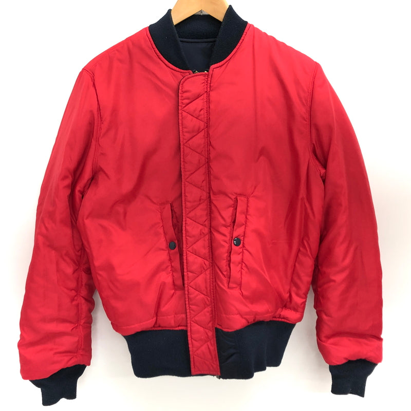 【中古品】【メンズ】 ALPHA INDUSTRIES アルファインダストリーズ MA-1 TIGHT APOLLO TA0113-067 エムエーワン タイト アポロ11号 NASA ブルゾン アウター 古着 145-261007-rs-06-fur サイズ：M カラー：ネイビー×レッド 万代Net店