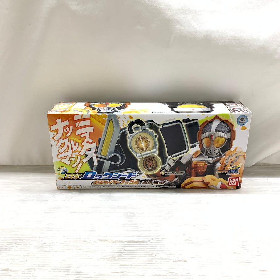 【中古美品】 バンダイ DXロックシード 仮面ライダーナックル＆黒影セット 042-260807-MS-01-min 万代Net店
