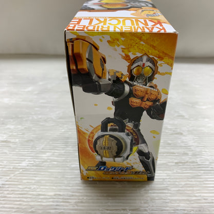 【中古美品】 バンダイ DXロックシード 仮面ライダーナックル＆黒影セット 042-260807-MS-01-min 万代Net店