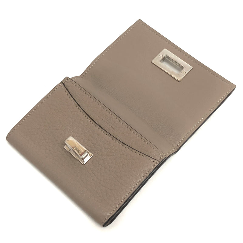 【中古品】【メンズ/レディース】 FENDI フェンディ 8M0425 ピーカブー セレリア カードケース 小銭入れ小物 181-260713-rs-03-fur カラー：グレージュ 万代Net店
