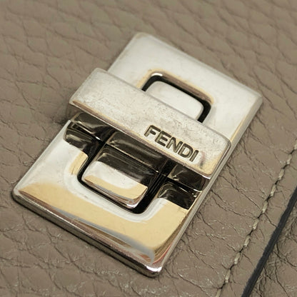 【中古品】【メンズ/レディース】 FENDI フェンディ 8M0425 ピーカブー セレリア カードケース 小銭入れ小物 181-260713-rs-03-fur カラー：グレージュ 万代Net店