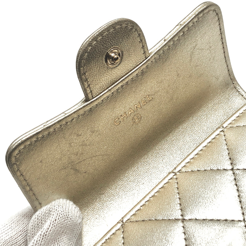 【中古品】【レディース】 CHANEL シャネル A82288 クラシックスモール ウォレット 三つ折り財布 181-260713-rs-07-fur カラー：シャンパンゴールド系 万代Net店