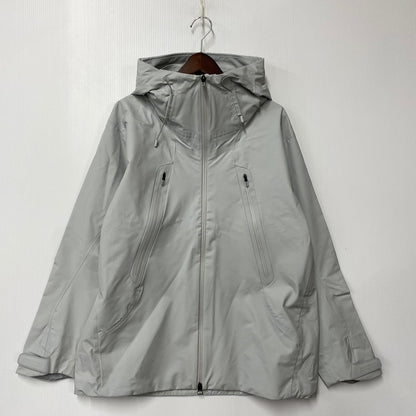 【中古美品】【メンズ】 DESCENTE ALLTERRAIN デサント オルテライン DU5FWBA2M HARD SHELL JACKET ハードシェル ジャケット アウター 144-260316-kh-03-izu サイズ：O カラー：アイスグレー 万代Net店