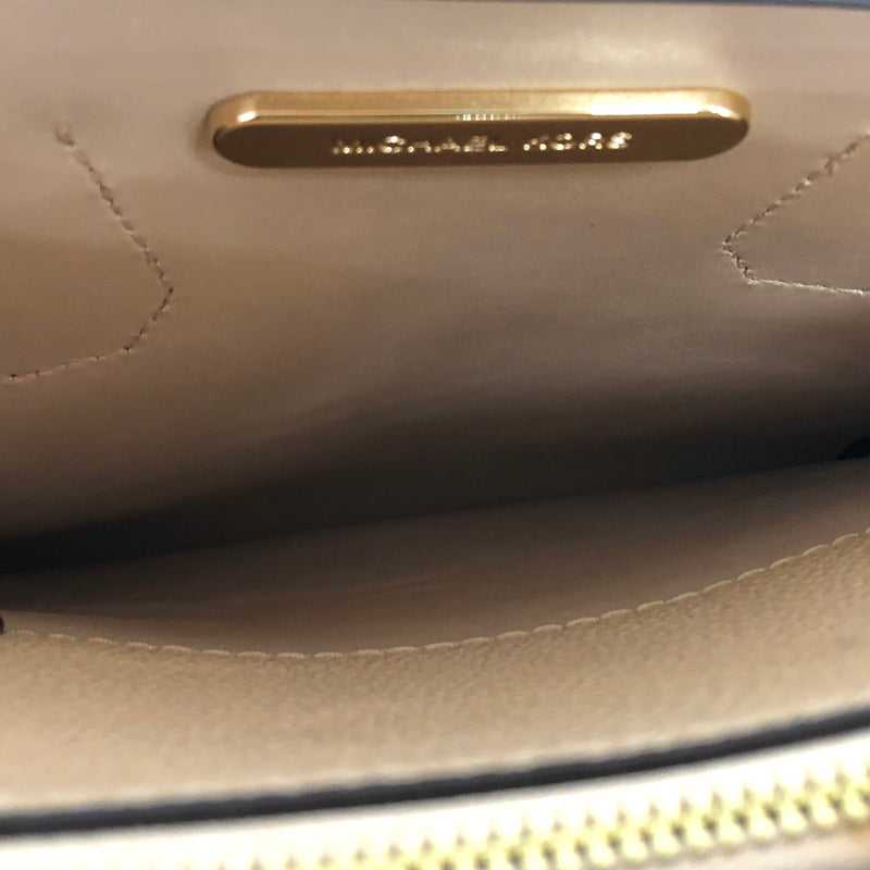 【中古品】【レディース】 MICHAEL KORS マイケルコース MERCER 35F2GM9S1T マーサー ショルダーバッグ ハンドバッグ 鞄 188-261014-rs-01-fur カラー：ブラウン/ベージュ 万代Net店