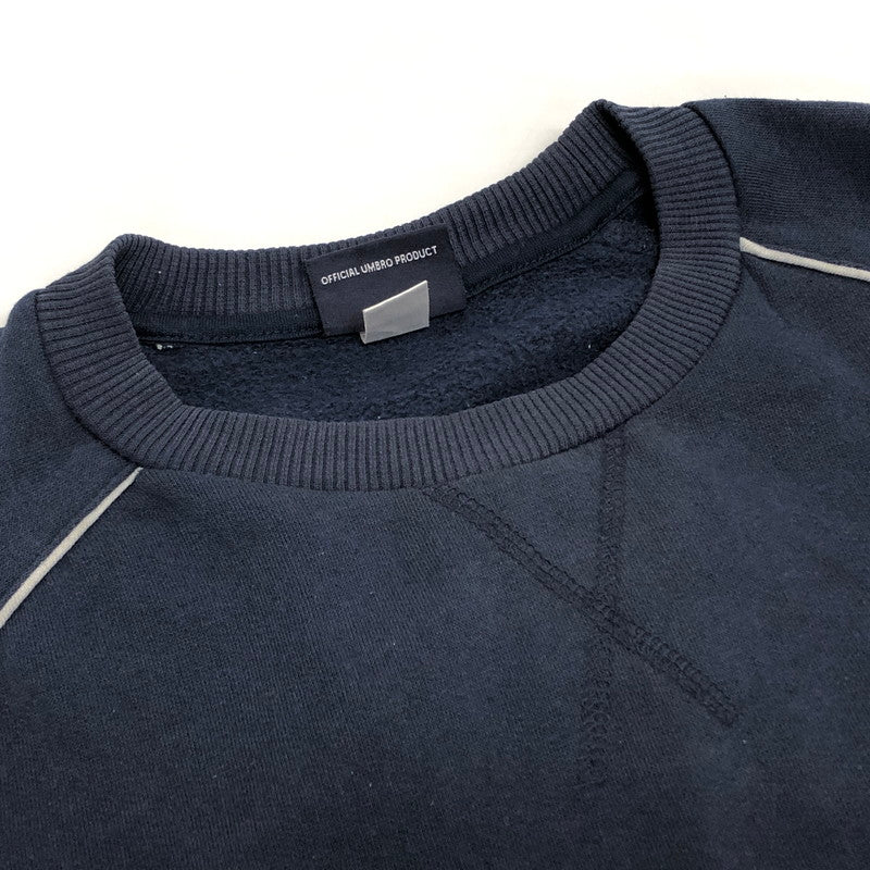 【現状渡し品】【メンズ/レディース】 UMBRO アンブロ 90-00S LOGO SWEATSHIRT スウェット トレーナー 長袖 トップス 古着 ヴィンテージ 146-260428-rs-02-fur サイズ：ASIA M カラー：ネイビー 万代Net店