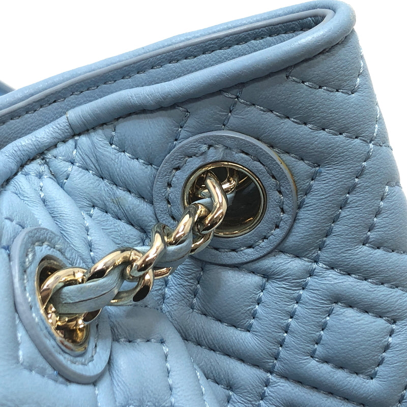 【中古品】【レディース】 TORY BURCH トリーバーチ QUILTED CHAIN TOTE BAG キルティング トートバッグ ショルダーバッグ 鞄 180-260716-rs-09-fur カラー：ライトブルー 万代Net店